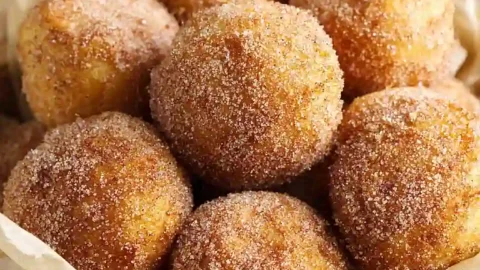 Air Fryer Apple Pie Bombs