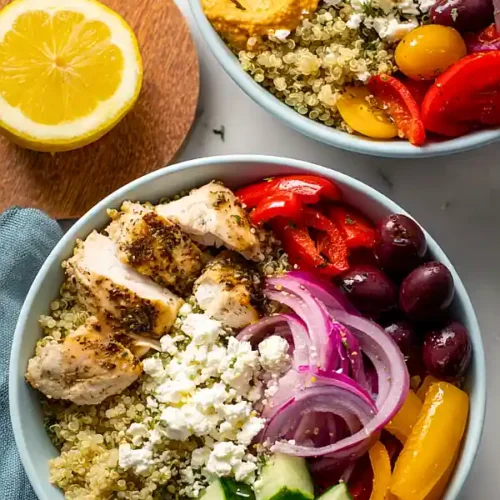 meal prep mediterranean quinoa bowl